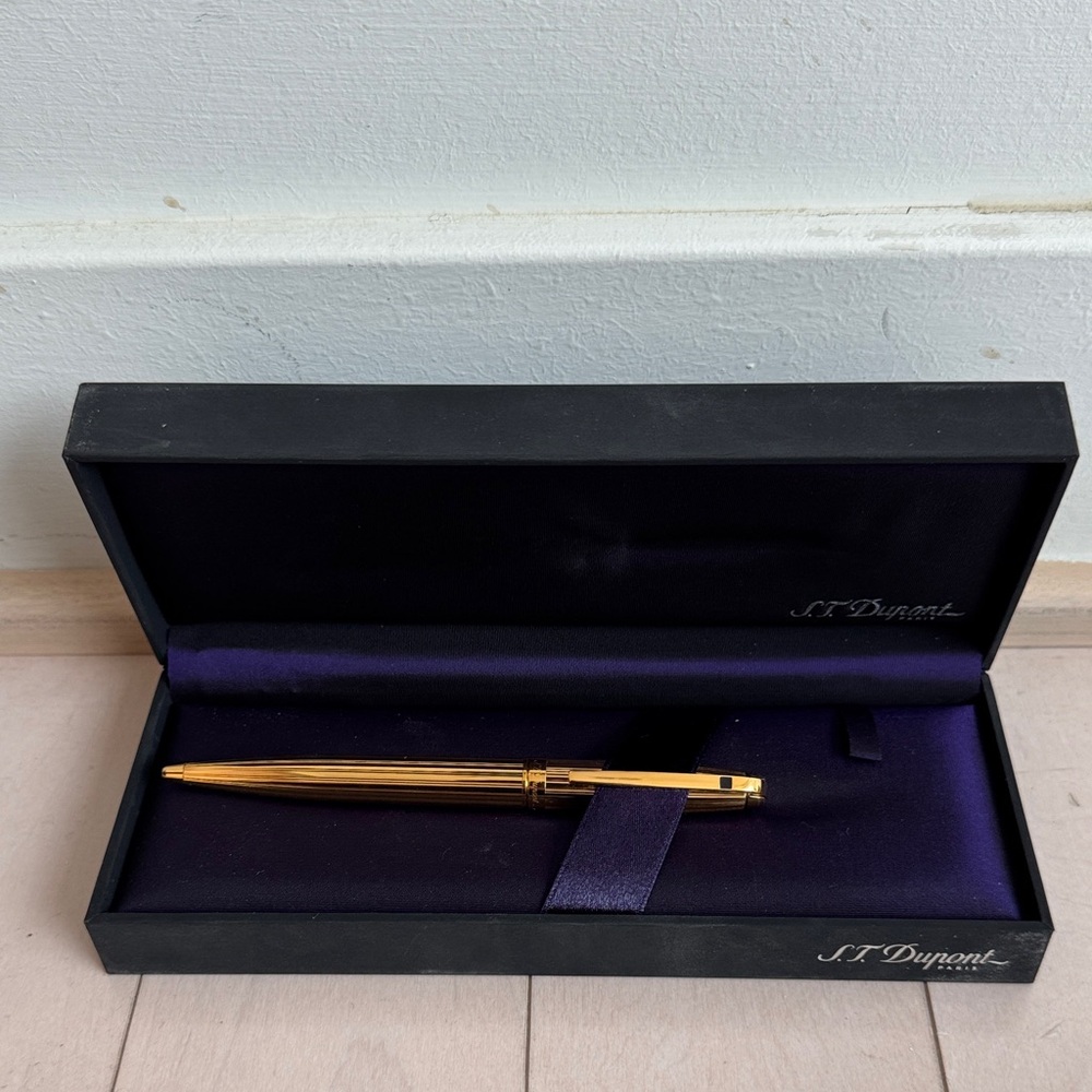 S.T. Dupont Gold Ballpoint Pen